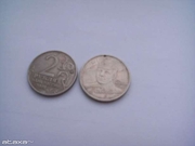 Продам 2р монеты 2001