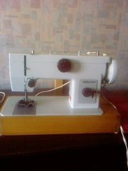 Швейная машинка Чайка 134А
