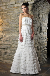 Элегантное свадебное платье 46р. в отличном состоянии
